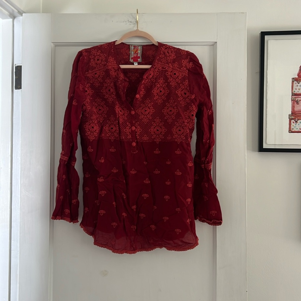 Johnny was red blouse
